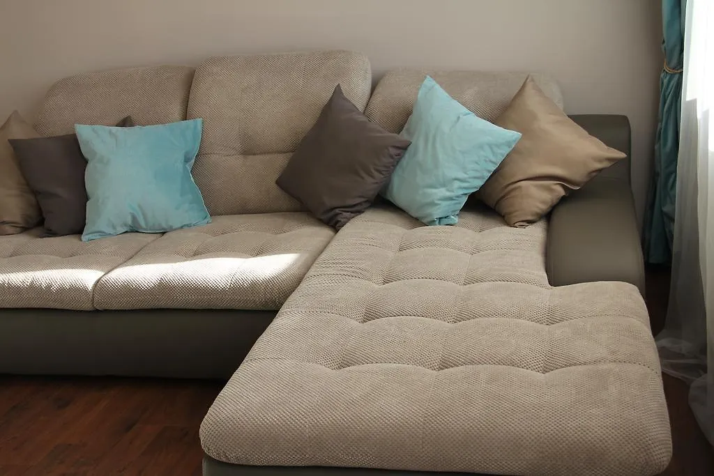 Jurincom Apartments Na Vyhlidce 卡罗维发利